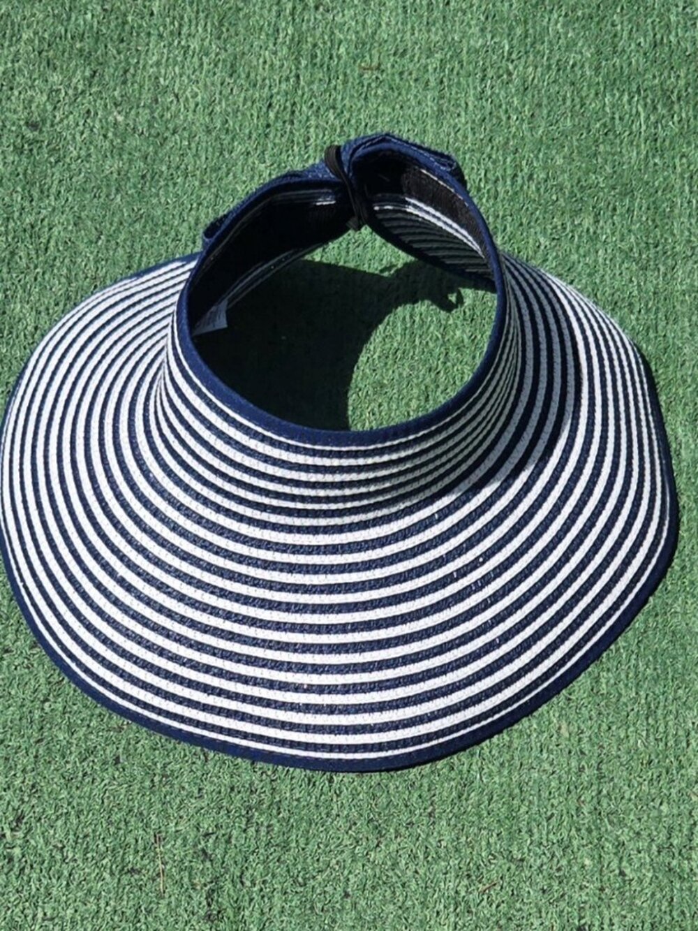 Classic/Nautical Style Wide Brim Blue & White Striped Sun Hat/Visor NWOT